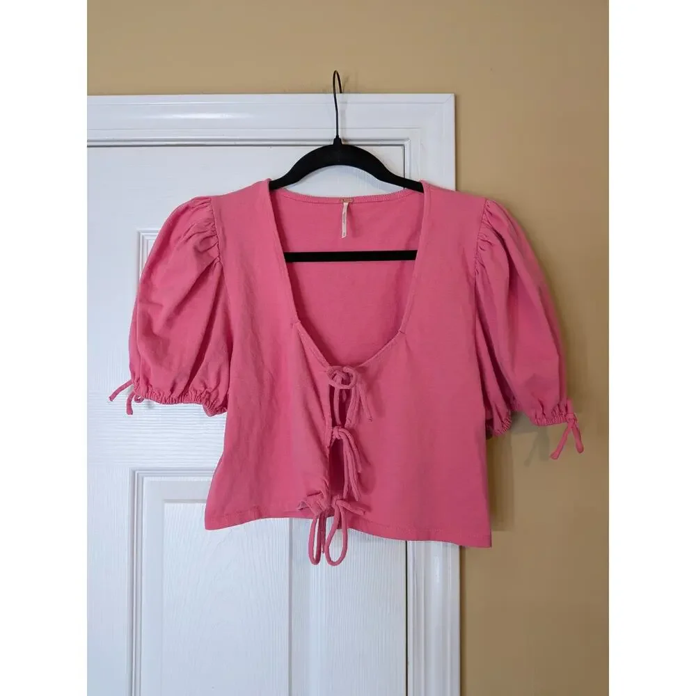 Free People Kitty Tee in Velvet Rose Size Medium Preppy Tie Front Puff Sleeve